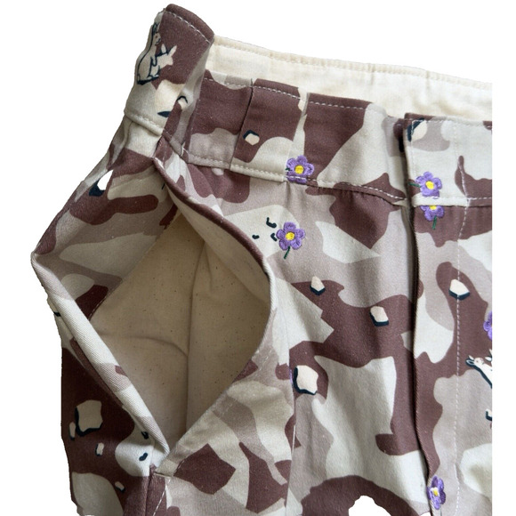 FR2 Fxxking Rabbits Love & Peace Camo Pants Sz M Nudes Flowers - Picture 5 of 8